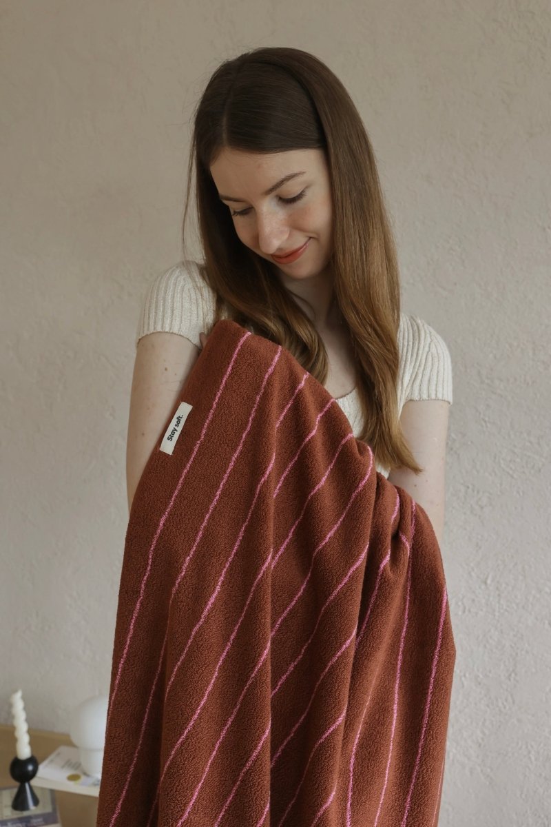 Modern Earthy Tone Pinstripe Bath Towel — 100% Long-Staple Cotton, Soft, Plush & Absorbent-3