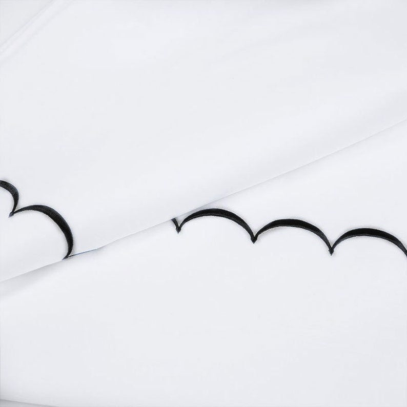 Scallops - Cotton Sateen Embroidered Edge Duvet Cover Sets-3