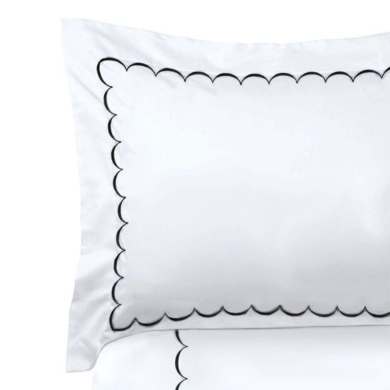 Scallops - Cotton Sateen Embroidered Edge Duvet Cover Sets-1